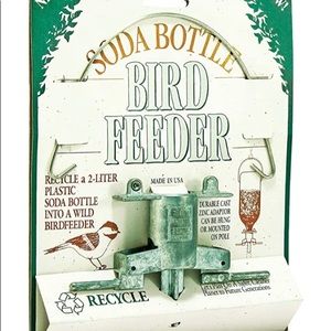 Soda Bottle Bird Feeder (NWT)
